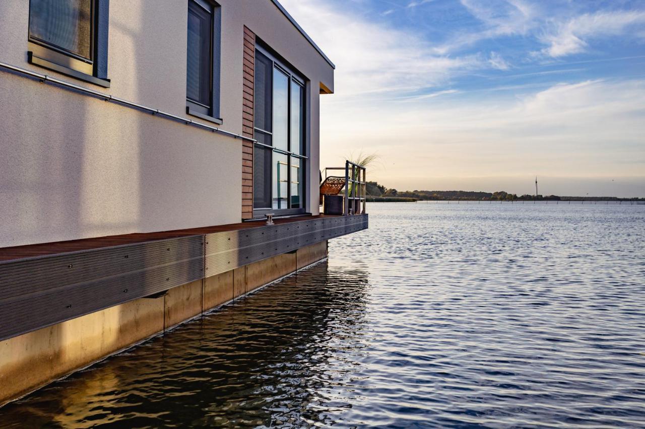 Hausboot Kuestennebel Ribnitz-Damgarten Εξωτερικό φωτογραφία
